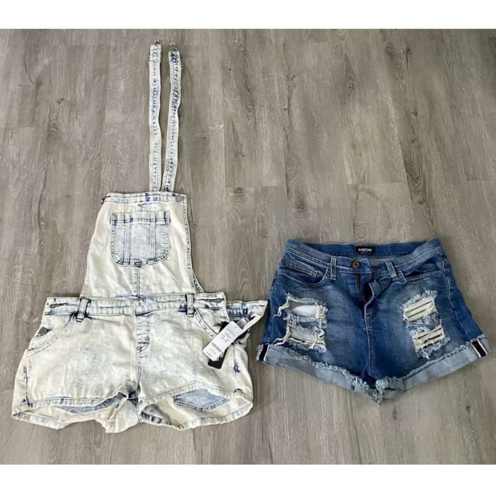 BEBE BUNDLE SHORTALLS AND DISTRESSED SHORTS size 29